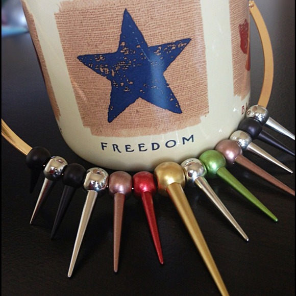 NEW!! Punk Inspired Necklace. - Picture 1 of 3