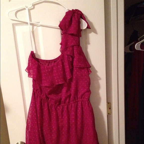 Xhiliration one shoulder ruffle dress