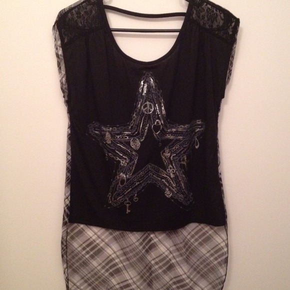 NWT Bongo hi low shirt