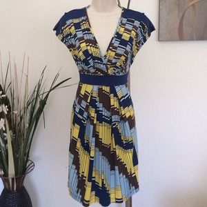 💛BCBG MAXAZRIA Dress fits x small / small💛