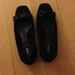 Fendi flats