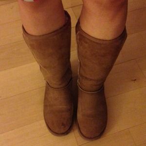 Ugg classic tall boots