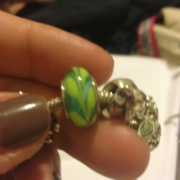 Glass Pandora bead