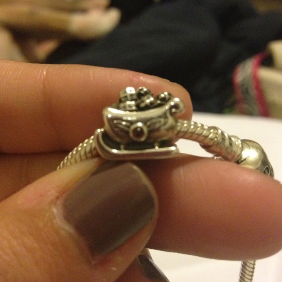 Santa's sleigh Pandora bead