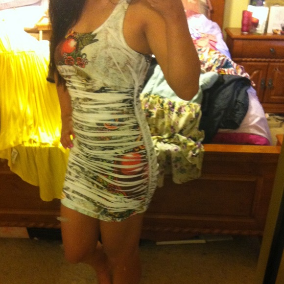 Skinny dress with edhardy designs - Picture 2 of 2