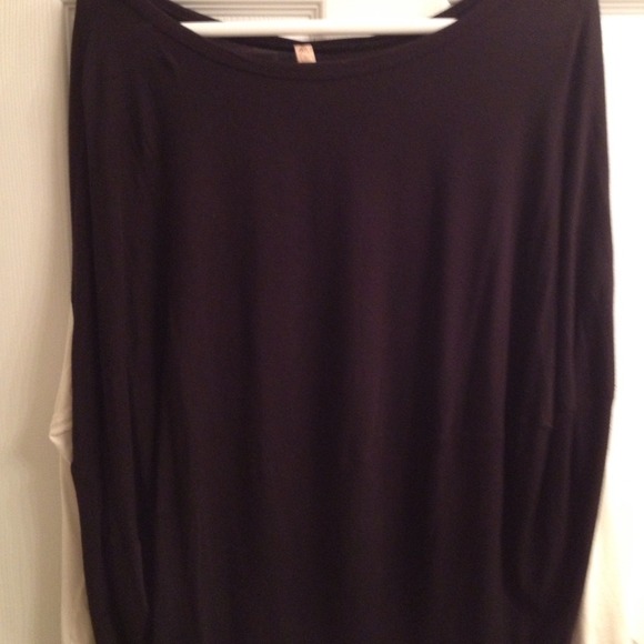 Tops - Picture 2 of 2