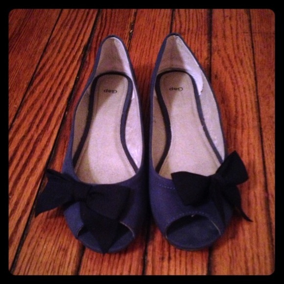 HERE UNTIL MIDNIGHT - GAP FLATS!!!