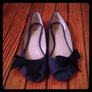 HERE UNTIL MIDNIGHT - GAP FLATS!!!