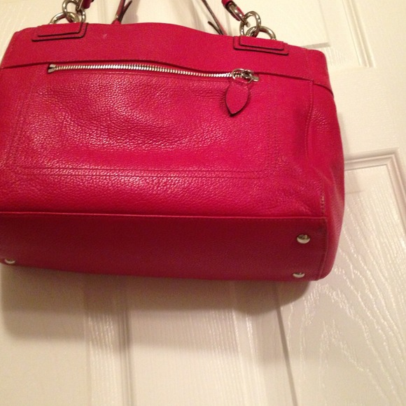 Authentic red COACH handbag $122 - Picture 3 of 3