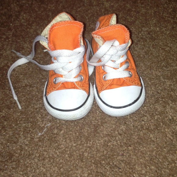 Orange converse