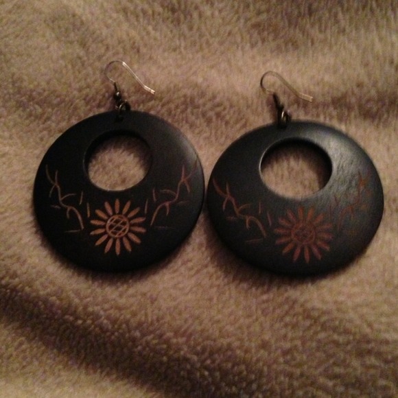 Jewelry - Beautiful brown earrings FINAL REDUCTION