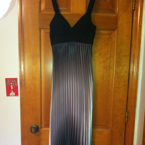 Floor length prom dress!