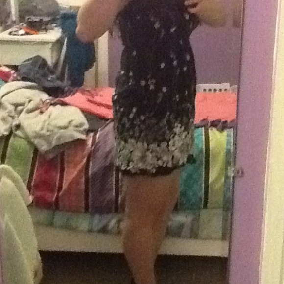 Black and white sun dress <3 - Picture 3 of 4