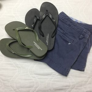 🎀Bundled🎀 AE flip flops & shorts