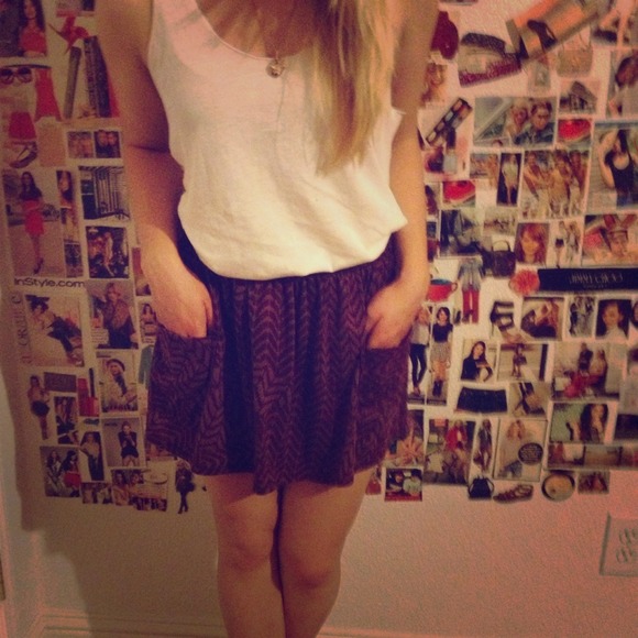 Reduced! Fun purple skirt $5