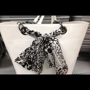 DKNY Large White Tote with patent scarf.