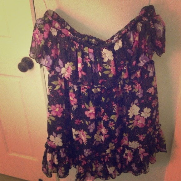 🚫Bundled🚫Floral tube top - Picture 1 of 1