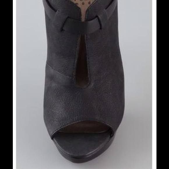 Pella Moda Open toe Botties - Picture 1 of 3