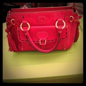 💯Authentic Beautiful Red Dooney&Bourke handbag