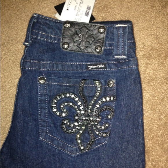 Miss Me Jeans🚫sold🚫