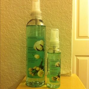 Cotton blossom body spray