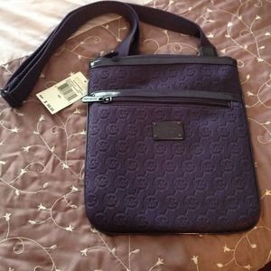 😍OnHold😍Michael Kors cross body