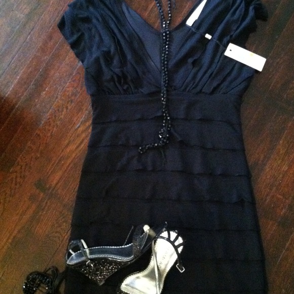 LBD - Picture 2 of 4