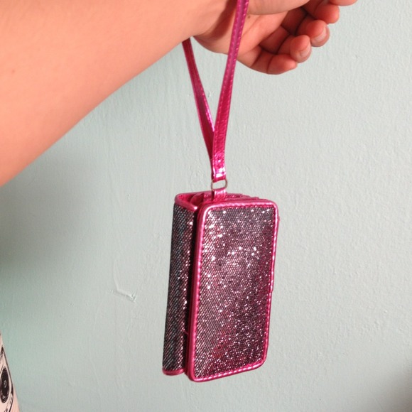 Iphone wristlet