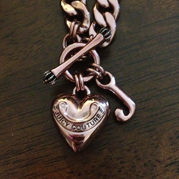 Reduced Juicy Couture chain necklace rose