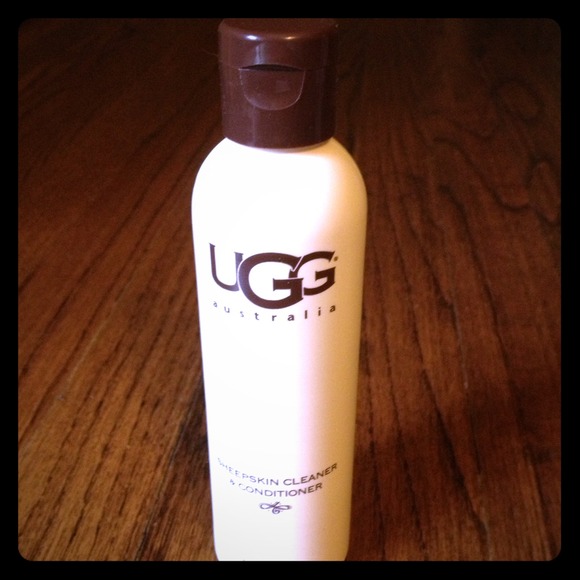 TRADED✨UGG CONDITIONER✨