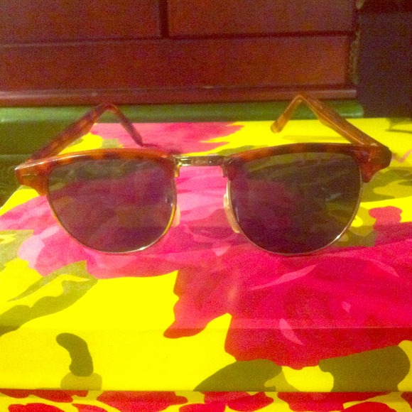 Traded!! Stylish sunglasses