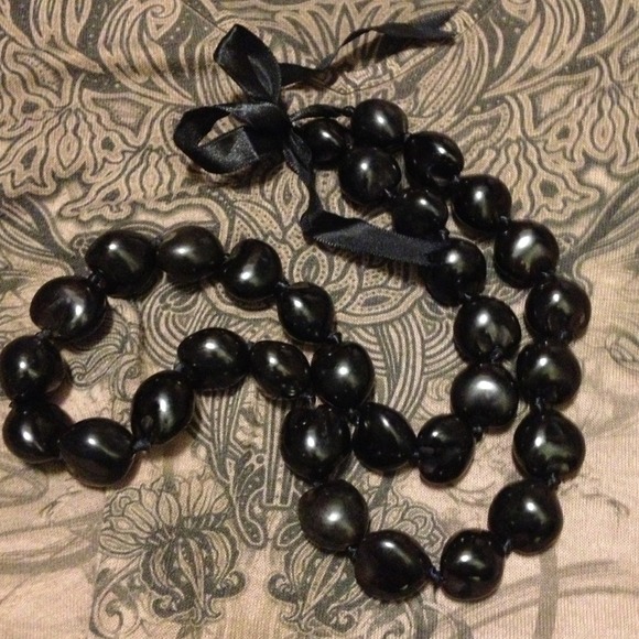 Hawaiin Kukui Nut Necklace