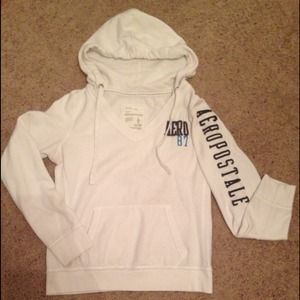 🚫SOLD🚫White Aeropostale sweat shirt
