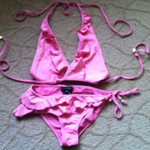 🎀Bebe Pink Ruffle Bikini