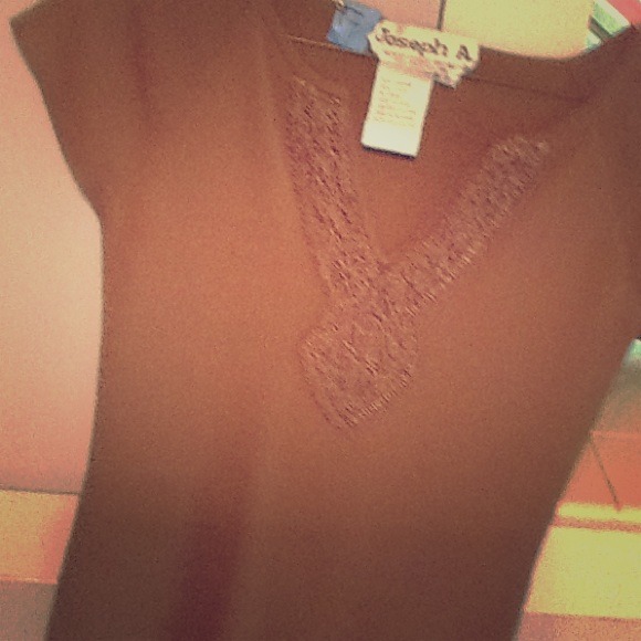 Brown top that goes great with the skirt I posted