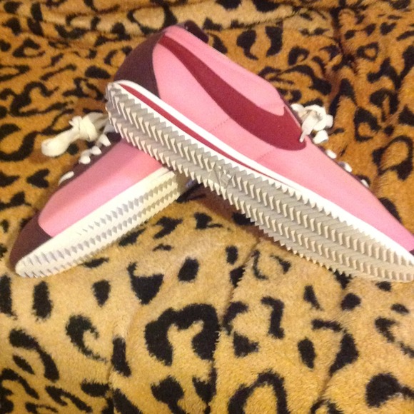 🌀SOLD🌀WMNS LADY CORTEZ NYLON TENNI SHOES SIZE 10 - Picture 2 of 4