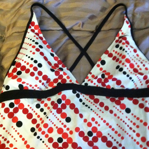 ❌❌SOLD❌❌Nike swim top