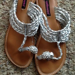 Traded Dollhouse sandals