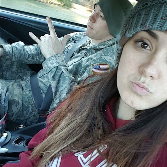 Meet your Seller ❤ - Picture 2 of 4