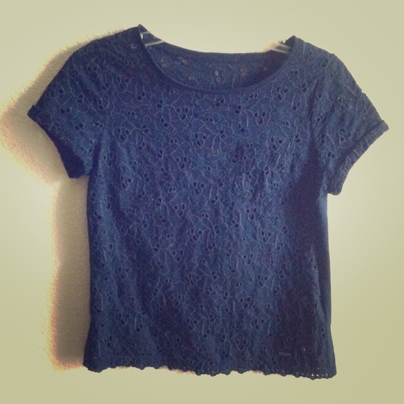 Cute lace pattern t-shirt