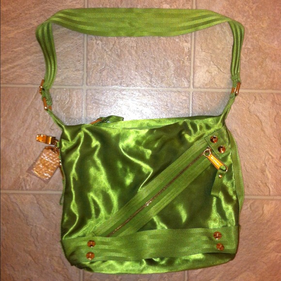 *JUICY COUTURE* Green Crossbody or shoulder purse - Picture 3 of 4