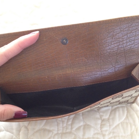 ❌SOLD❌Authentic Gucci Wallet - Picture 3 of 4