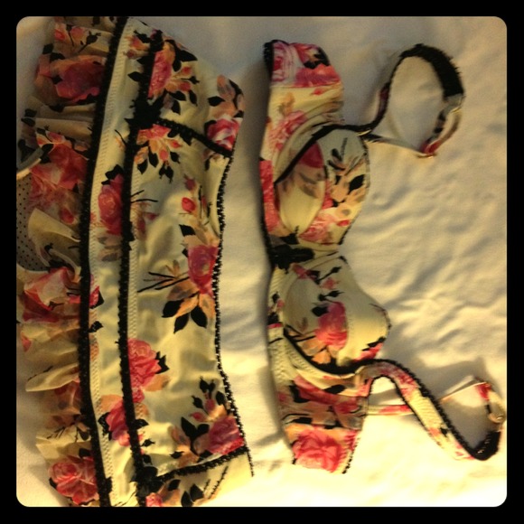 Reserved  !!!!!Betsey Johnson "beauty" bikini