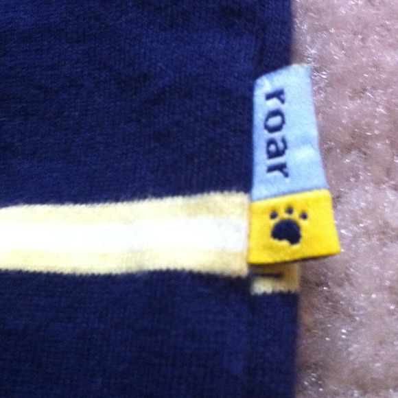 2 baby Rompers - Picture 3 of 4