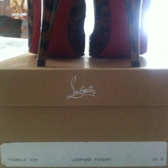 Christian Louboutin Pigalle 5 inch stilettos - Picture 3 of 4