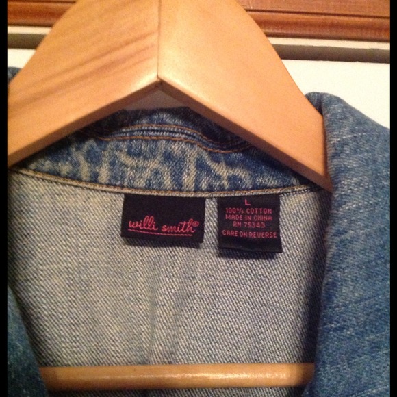 Denim jacket - Picture 2 of 3