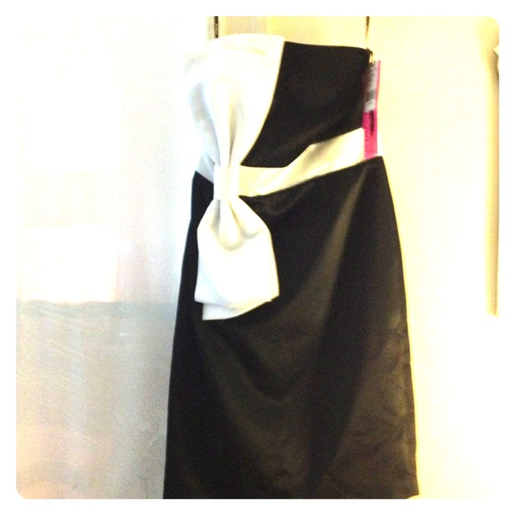 Betsy Johnson dress