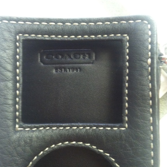 coach classic ipod