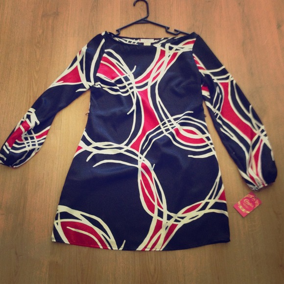 💰Sold in bundle💰Black & Red Shift Dress