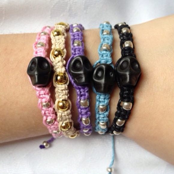 Set of 2 Black Skull Friendship Bracelets